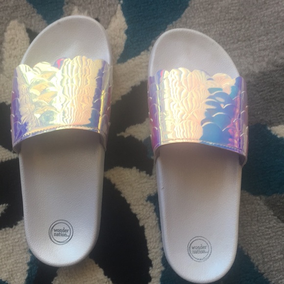 holographic slippers